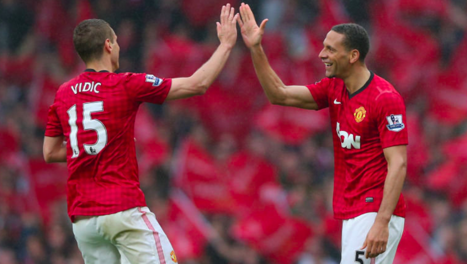 被打花了！泰山34分钟0-3落后梅州，梅州3脚射门打进3球！.